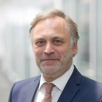 Dr. Andreas Gayk vom Markenverband kommentiert Territoriale Lieferbeschränkungen: „Preisunterschiede sind kein Problem, sondern Ausdruck eines marktwirtschaftlich funktionierenden Europas.“