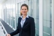 Dr. Julia Hentsch